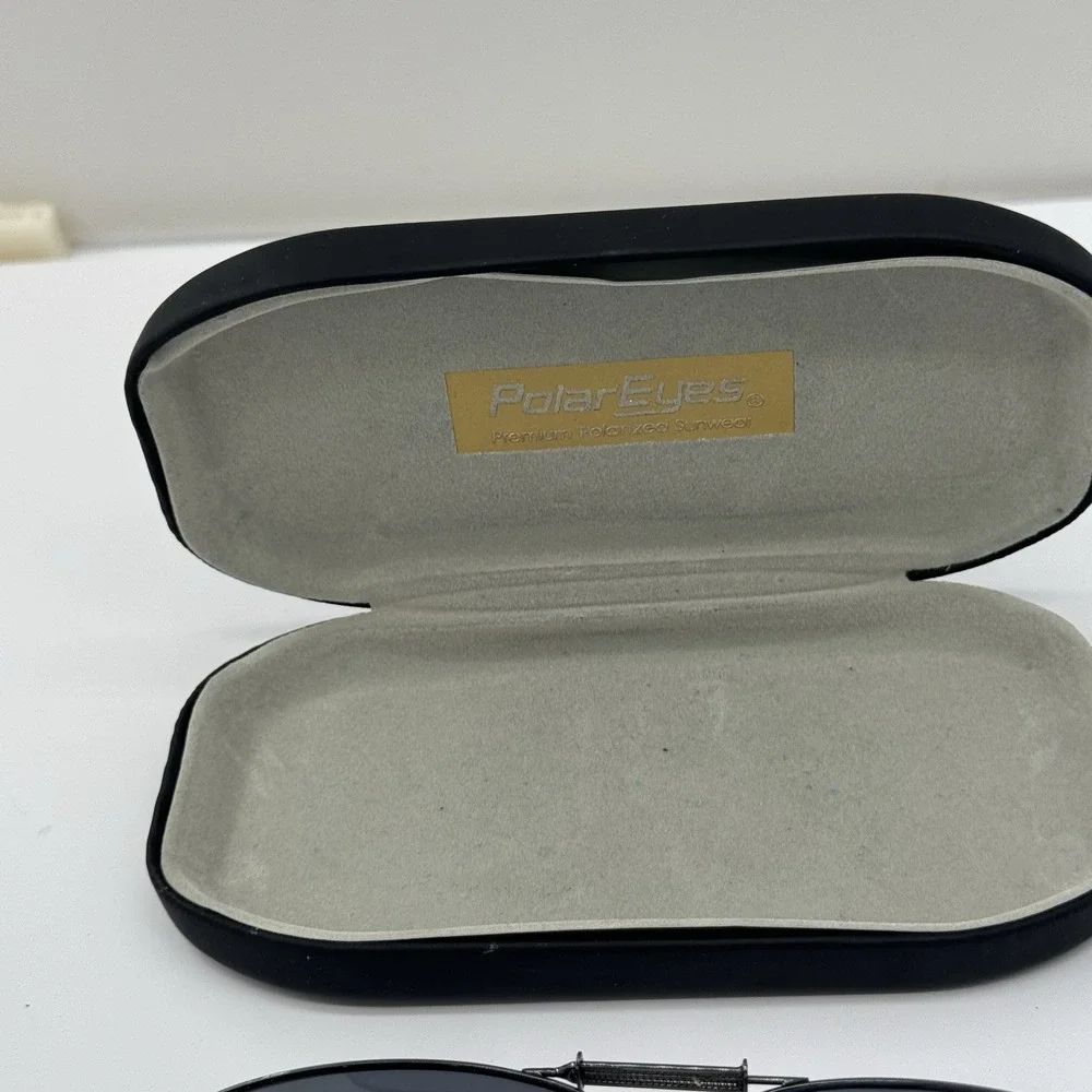 Polar Optics Eyes Premium Polarized Clip On Sunglasses Lot Of 2 Rectangular Case
